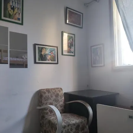 Yolo Hostel Belgrad